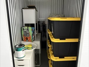 5 x 8 storage unit in Kensington, MD