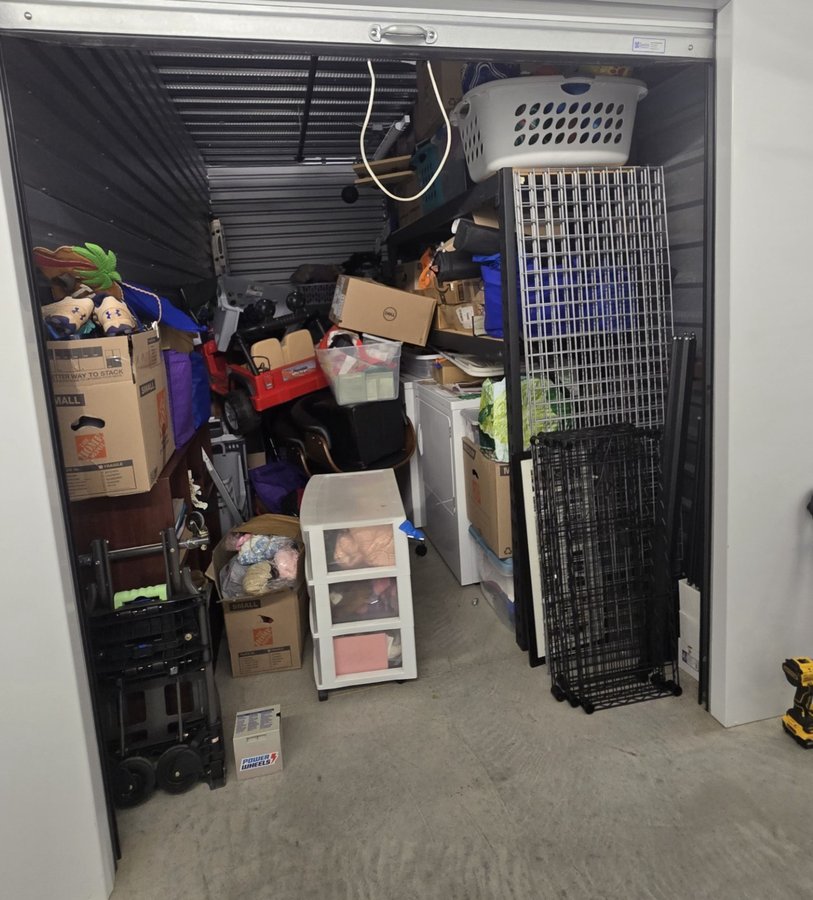 7 x 21 storage unit in Spring Hill, TN