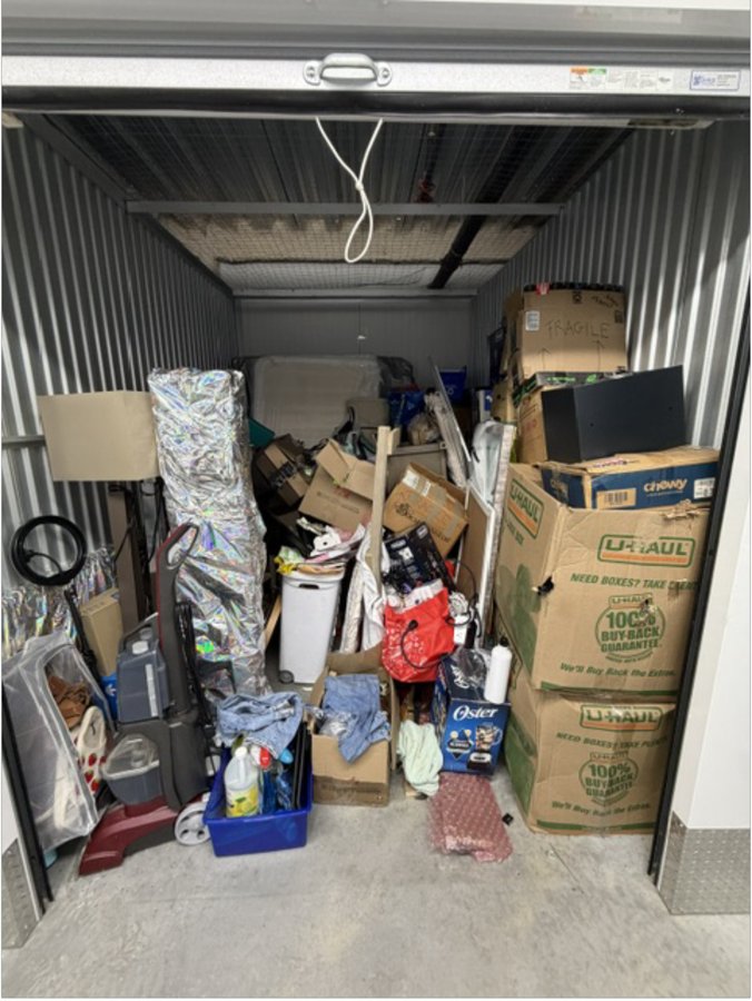 8 x 10 storage unit in Kensington, MD