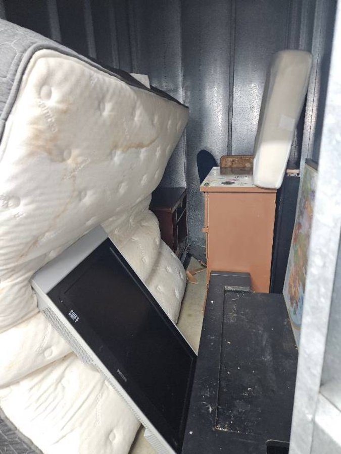 5 x 10 storage unit in Beaverton, OR