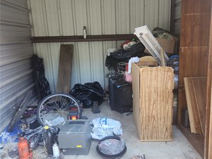 10 x 10 storage unit in Austell, GA