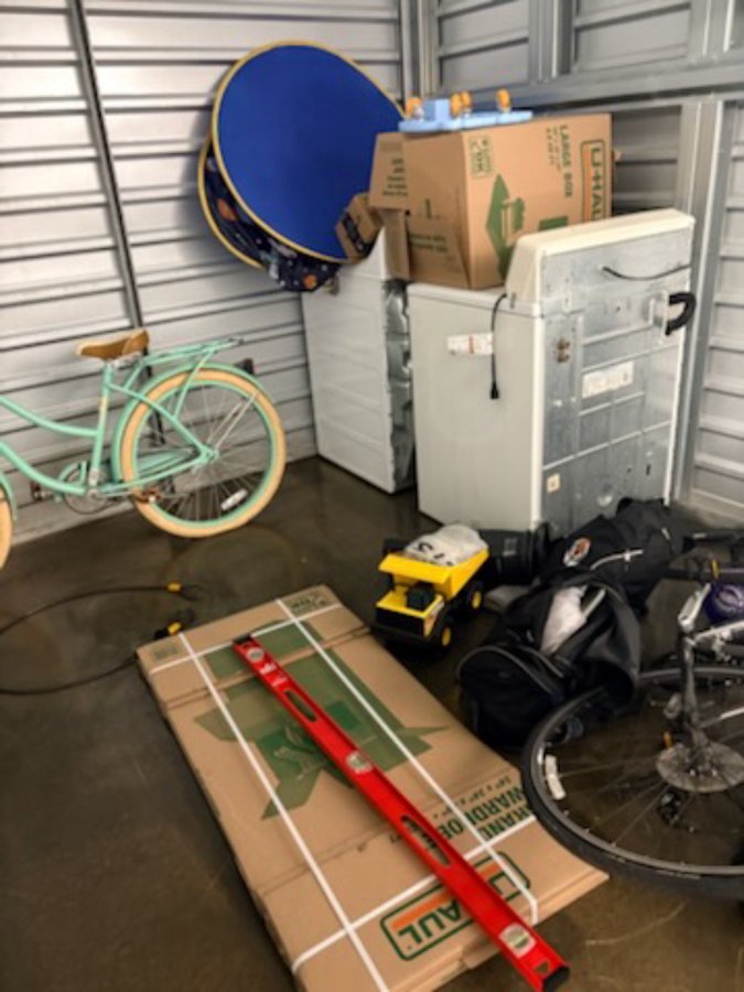 10 x 10 storage unit in Kenmore, NY