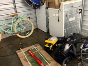 10 x 10 storage unit in Kenmore, NY