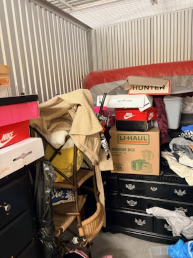 10 x 10 storage unit in Kenmore, NY