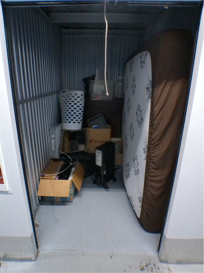 5 x 8 storage unit in Jamaica, NY