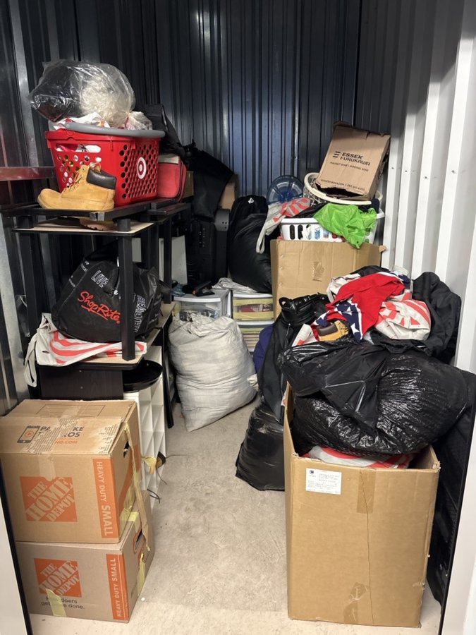 5 x 10 storage unit in Staten Island, NY