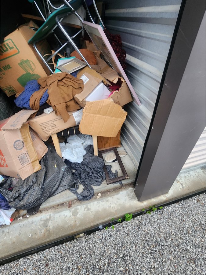 5 x 10 storage unit in Des Moines, IA