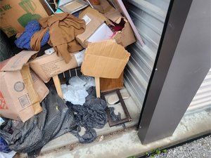 5 x 10 storage unit in Des Moines, IA