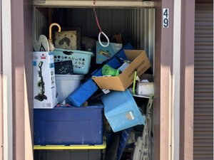 5 x 10 storage unit in Monroe, WI