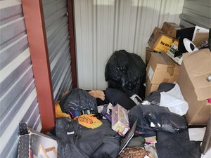 5 x 10 storage unit in Des Moines, IA
