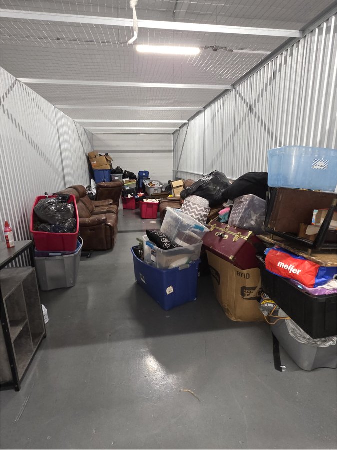 10 x 30 storage unit in Steger, IL