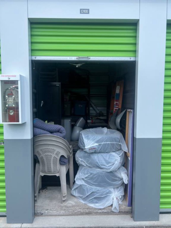 5 x 10 storage unit in Troy, MI