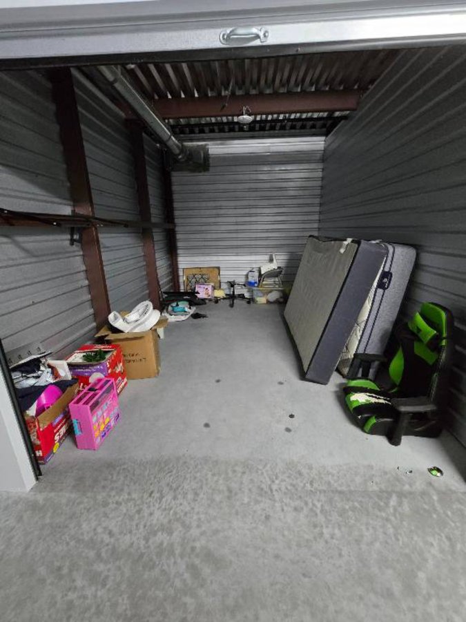 10 x 15 storage unit in San Antonio, TX