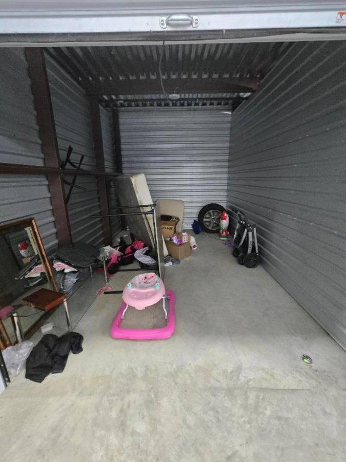 10 x 15 storage unit in San Antonio, TX