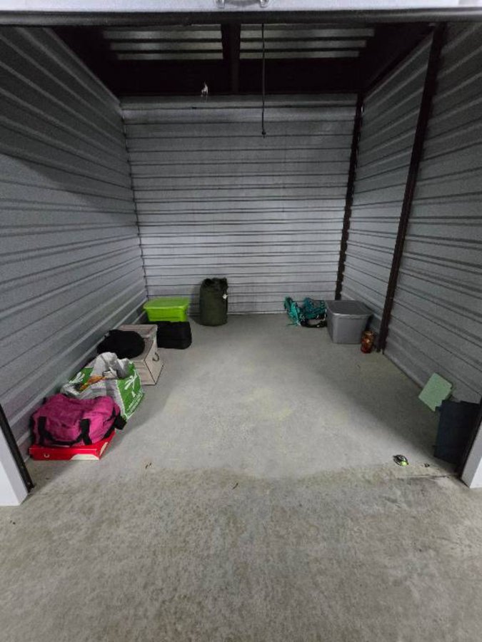 10 x 10 storage unit in San Antonio, TX