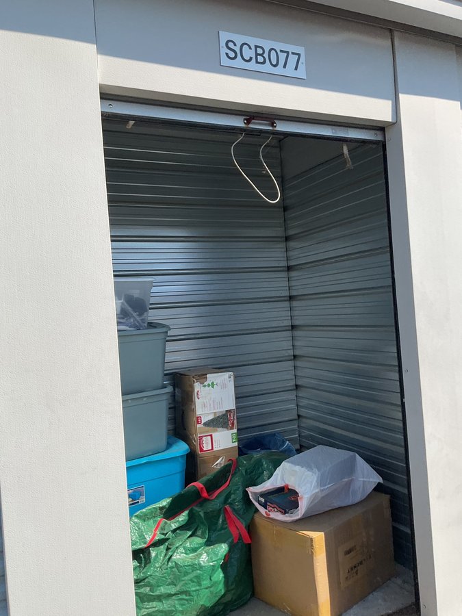 6 x 5 storage unit in Jasper, IN