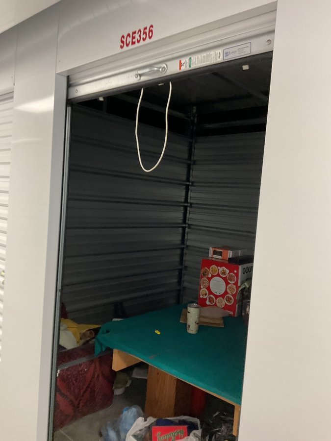 10 x 10 storage unit in Jasper, IN