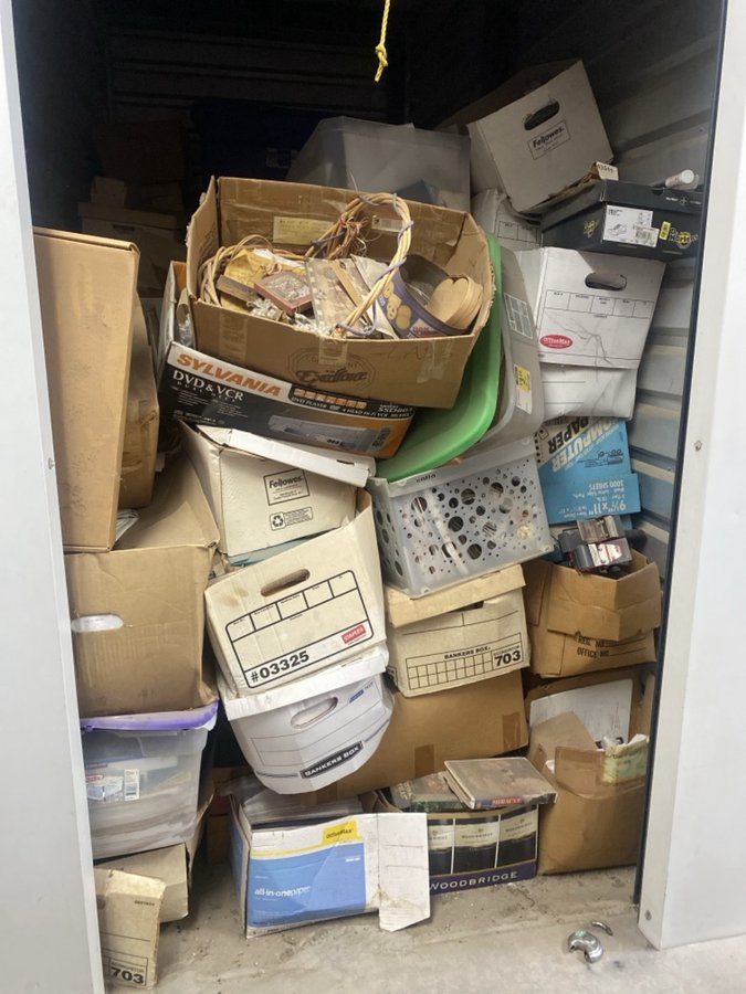 5 x 10 storage unit in Peoria, AZ