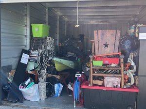 12 x 25 storage unit in Jasper, IN