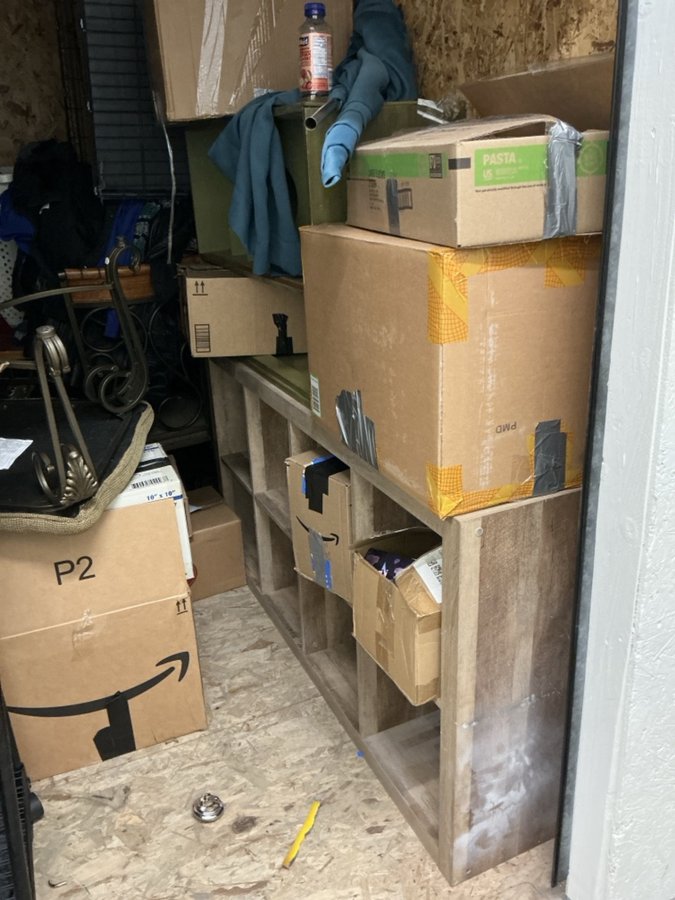 10 x 10 storage unit in Las Vegas, NV
