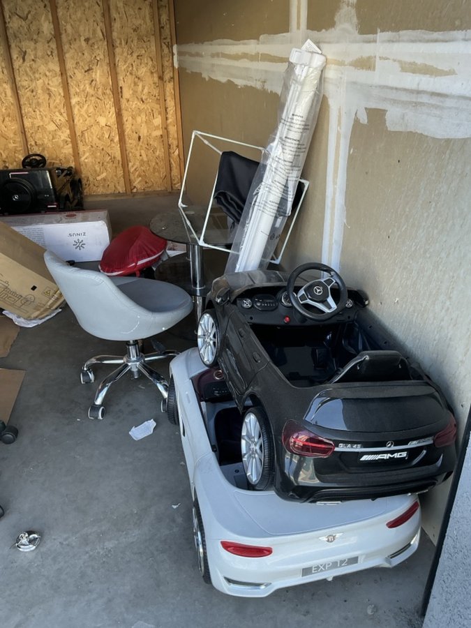 10 x 15 storage unit in Las Vegas, NV