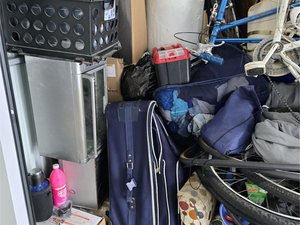 10 x 10 storage unit in Louisville, KY