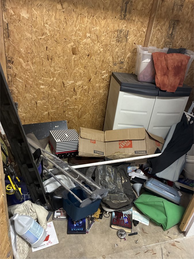 5 x 10 storage unit in Seattle, WA