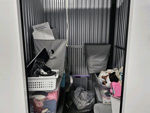 5 x 5 storage unit in Hallandale, FL