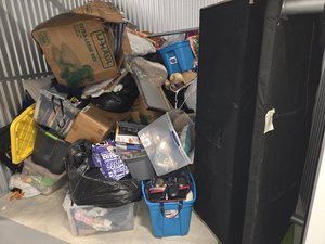 10 x 7 storage unit in Jacksonville, FL