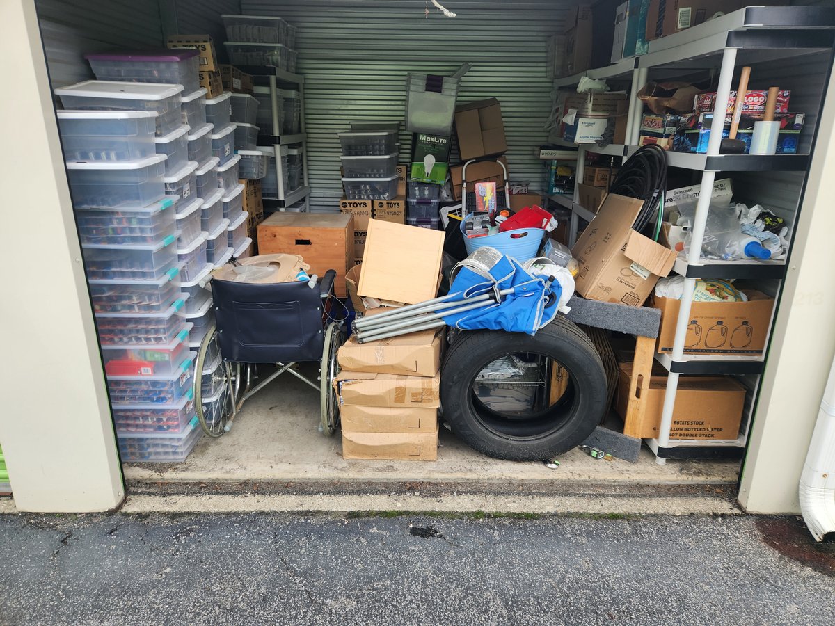 10 x 10 storage unit in Monroe, NY