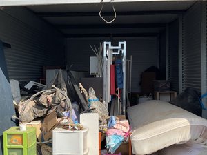 12 x 20 storage unit in Jasper, IN