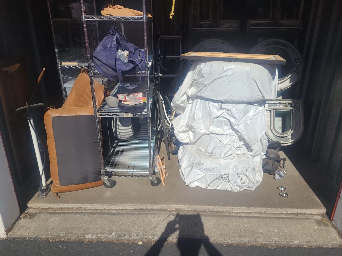 10 x 10 storage unit in Vancouver, WA