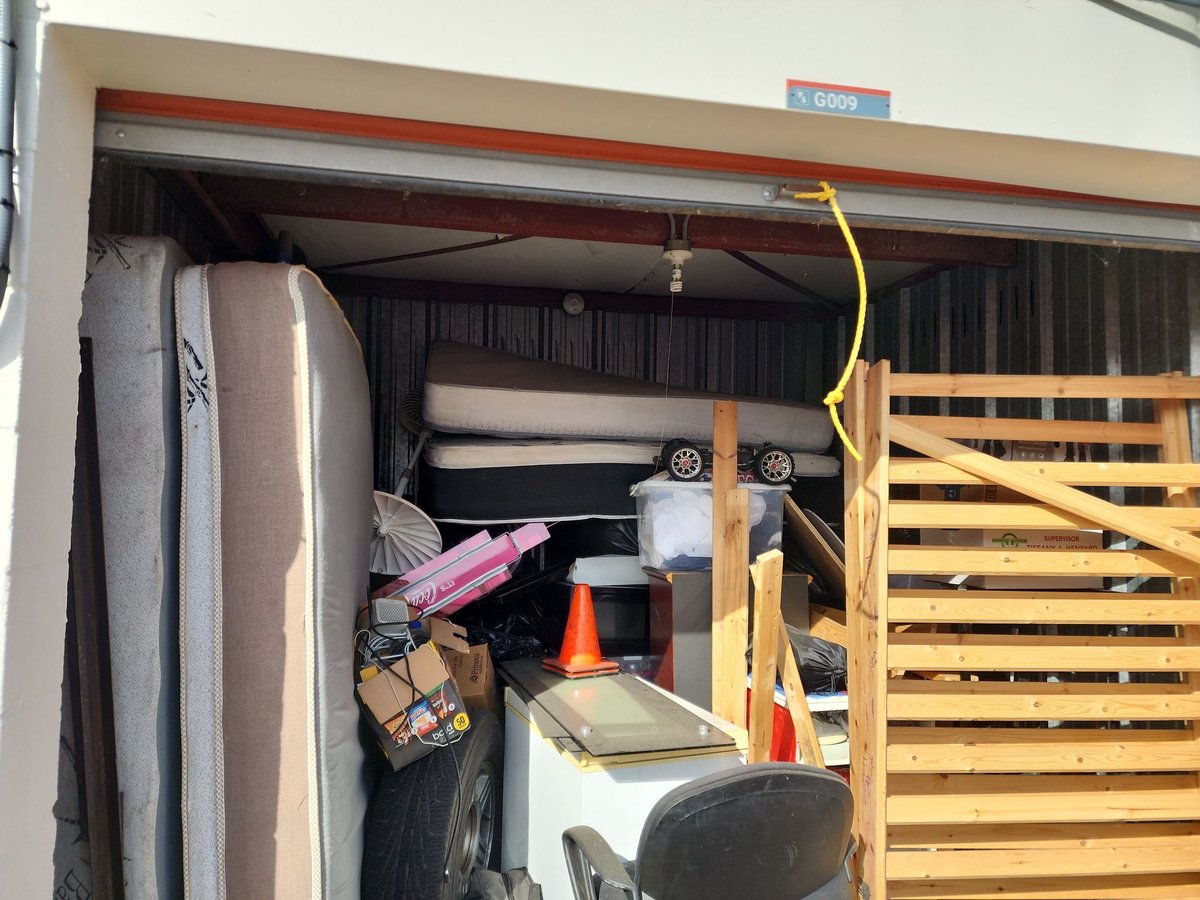 10 x 10 storage unit in Winfield, IL