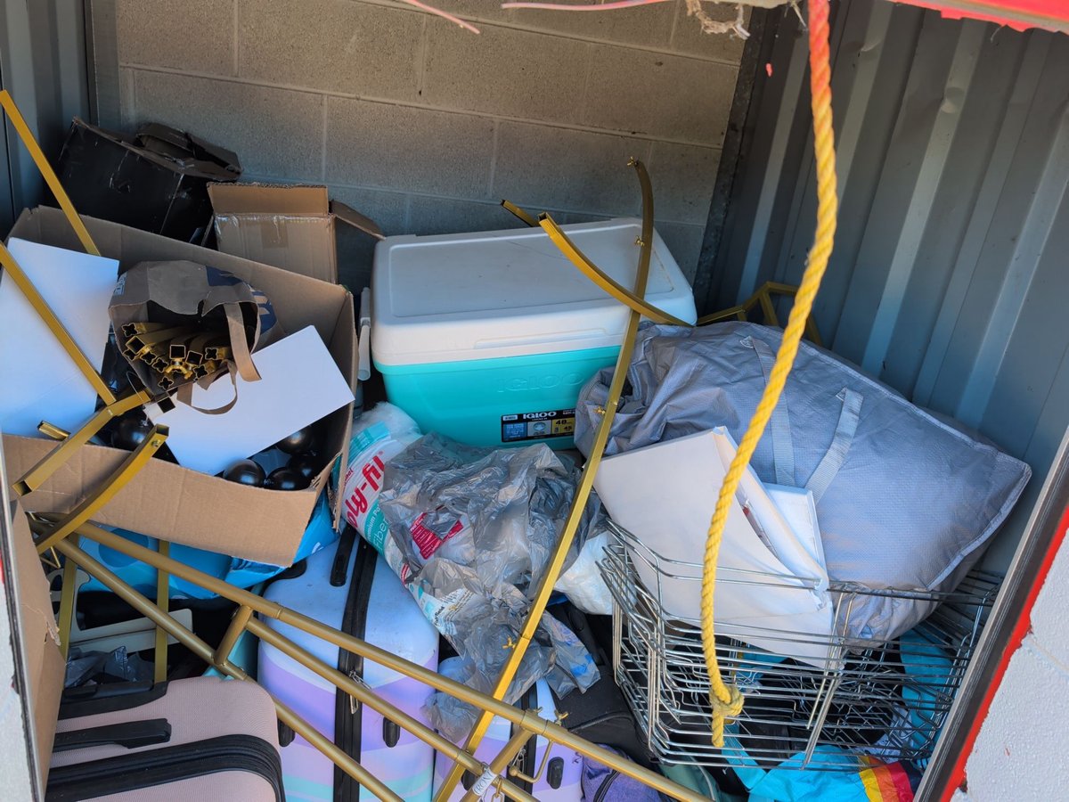 5 x 5 storage unit in Carol Stream, IL