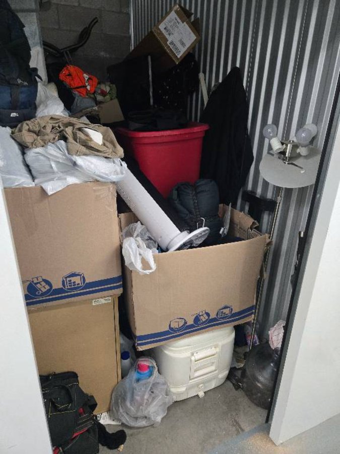 5 x 10 storage unit in Tempe, AZ