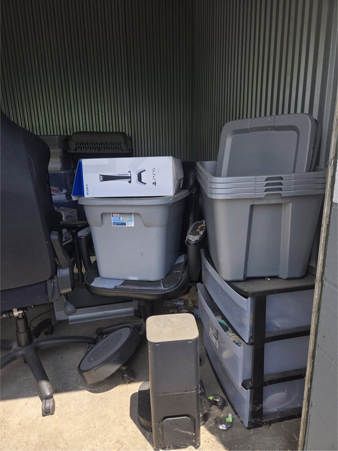 10 x 10 storage unit in Antioch, TN