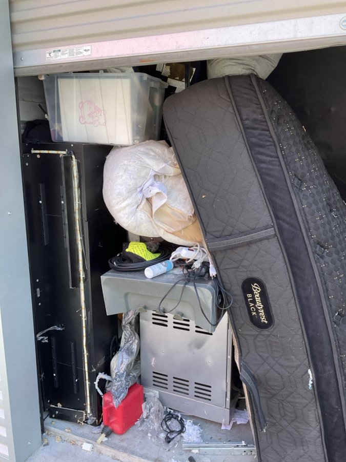 10 x 25 storage unit in Las Vegas, NV