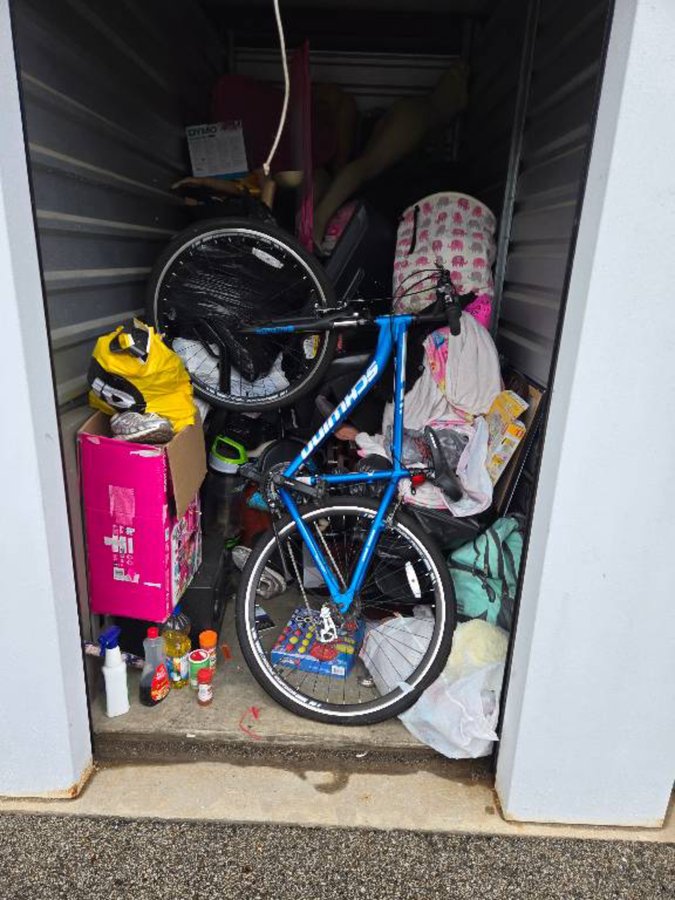 5 x 10 storage unit in Indianapolis, IN