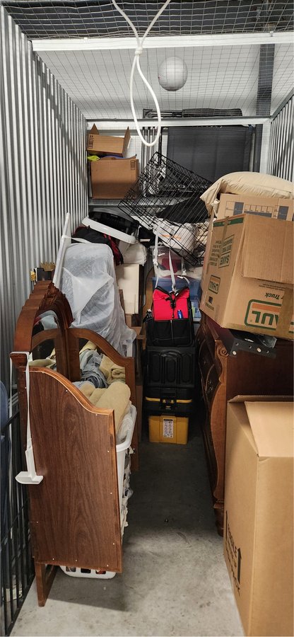 5 x 10 storage unit in Orlando, FL