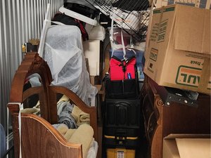 5 x 10 storage unit in Orlando, FL