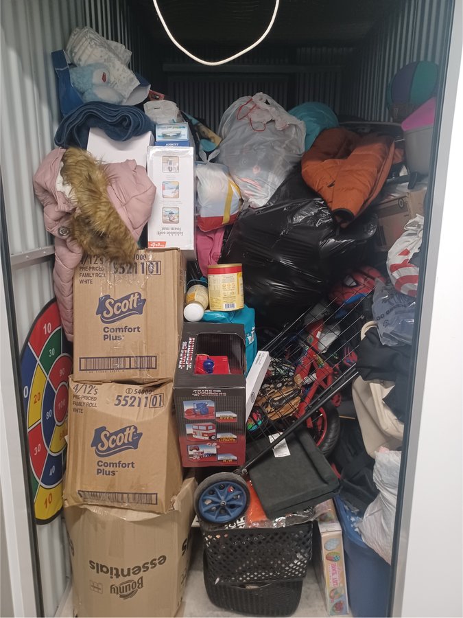 5 x 10 storage unit in Sacramento, CA