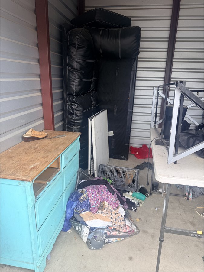 10 x 10 storage unit in San Antonio, TX