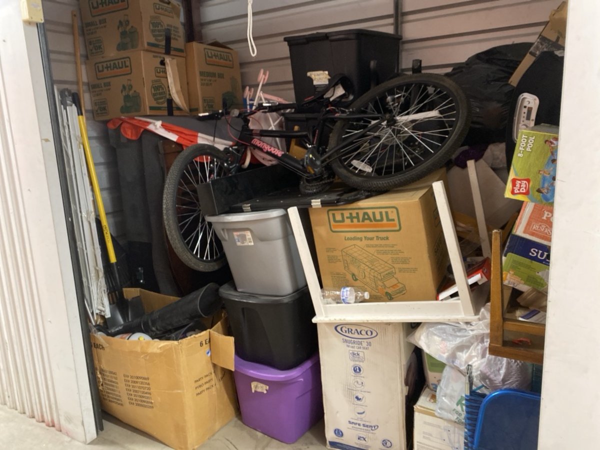10 x 5 storage unit in Phoenix, AZ
