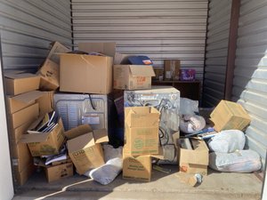 10 x 10 storage unit in Phoenix, AZ