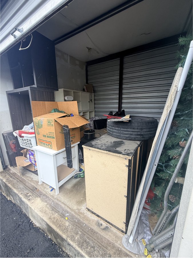 10 x 10 storage unit in San Antonio, TX