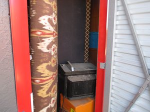 10 x 10 storage unit in Tucson, AZ