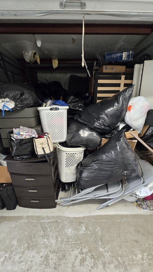 10 x 14 storage unit in Davie, FL