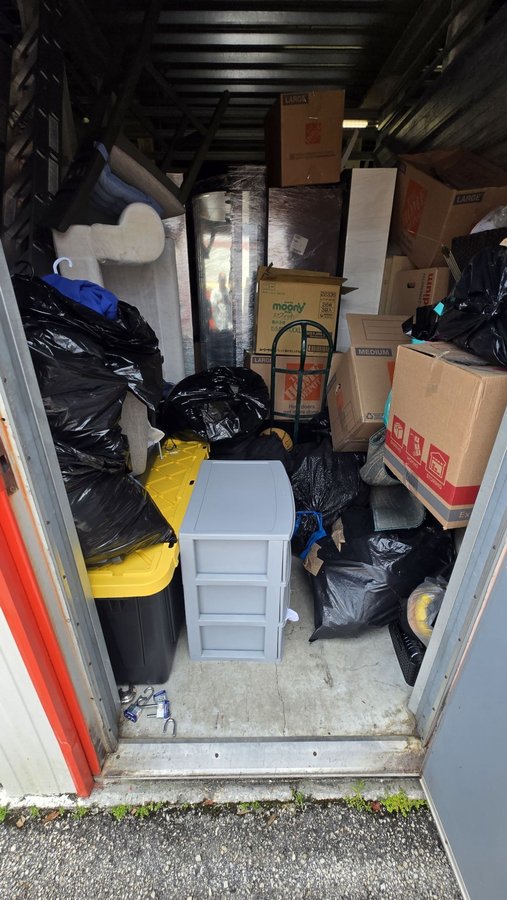 10 x 15 storage unit in Davie, FL