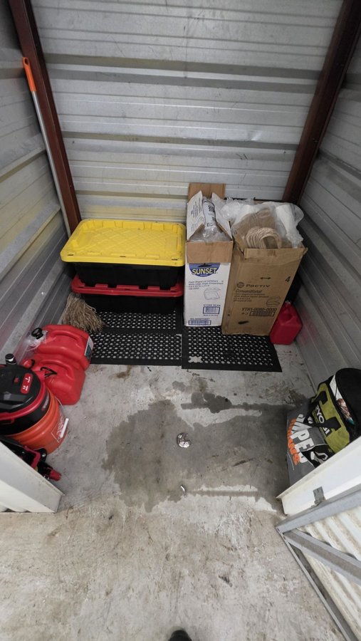 5 x 5 storage unit in Davie, FL