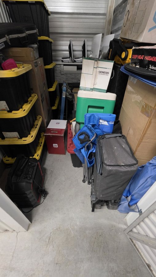 5 x 10 storage unit in Davie, FL